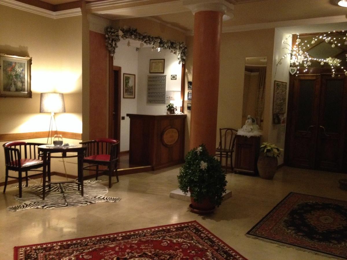 לאבארונה Hotel Du Lac Parc & Residence מראה חיצוני תמונה