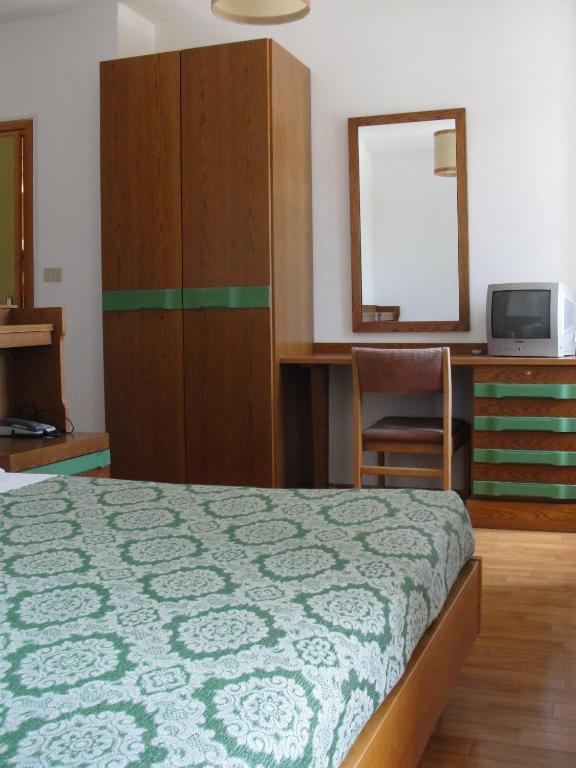 לאבארונה Hotel Du Lac Parc & Residence מראה חיצוני תמונה