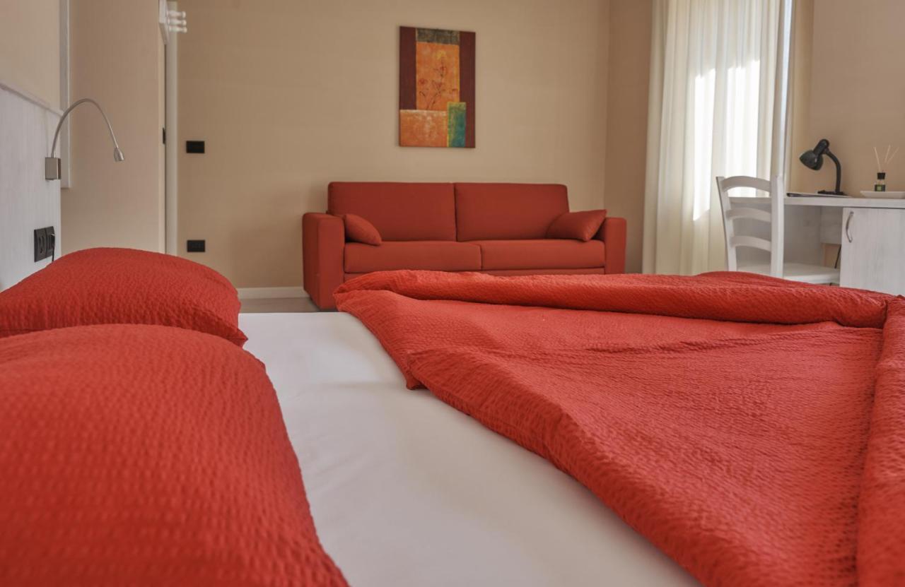לאבארונה Hotel Du Lac Parc & Residence מראה חיצוני תמונה